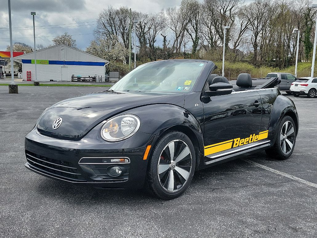 2014 Volkswagen Beetle R-Line image 2