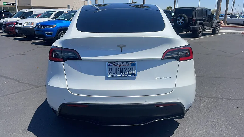 2021 Tesla Model Y Long Range image 3