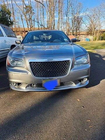 2012 Chrysler 300 SRT8 image 2