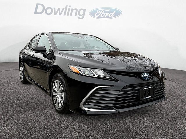 2022 Toyota Camry LE image 0