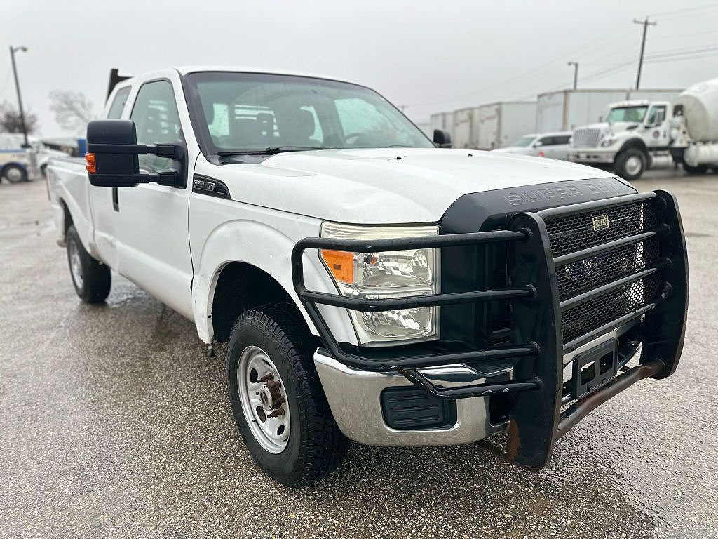 2011 Ford F-250 null image 0