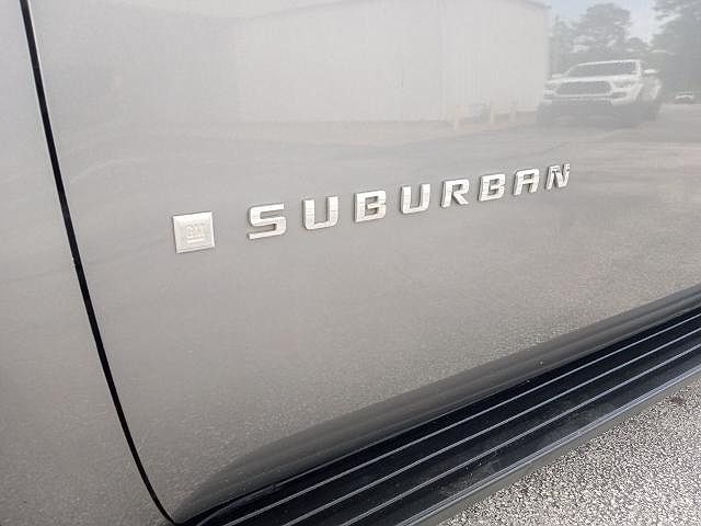 2009 Chevrolet Suburban 1500 LT image 28