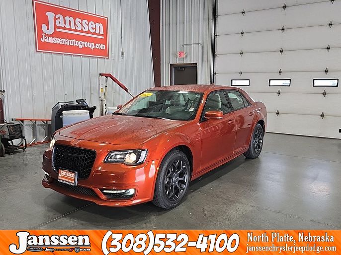 2021 Chrysler 300