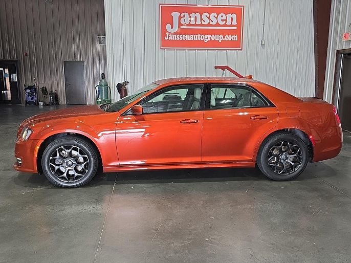 2021 Chrysler 300