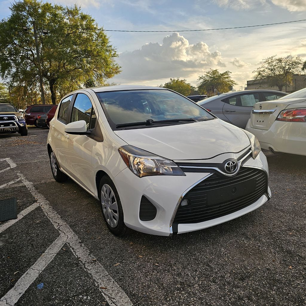 2016 Toyota Yaris L image 2