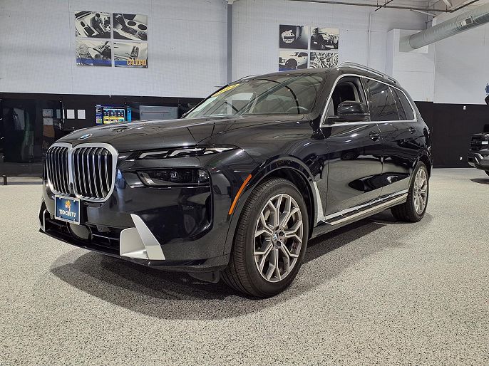 2024 BMW X7