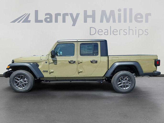 2025 Jeep Gladiator