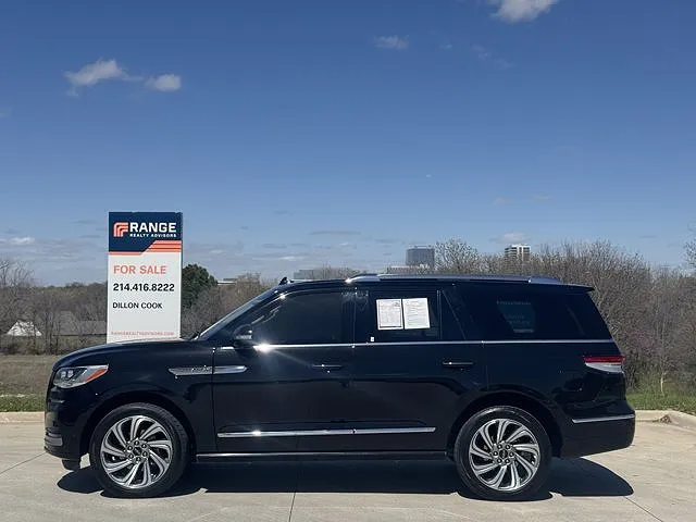 2023 Lincoln Navigator