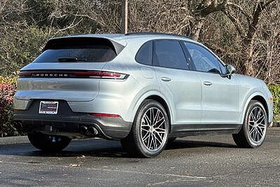 2024 Porsche Cayenne
