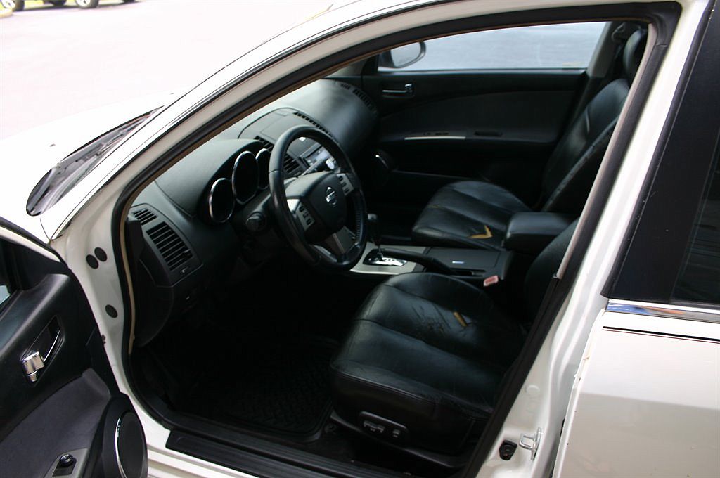2005 Nissan Altima SE image 9