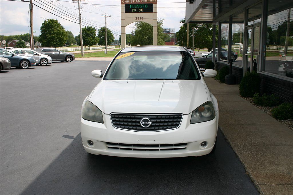 2005 Nissan Altima SE image 1