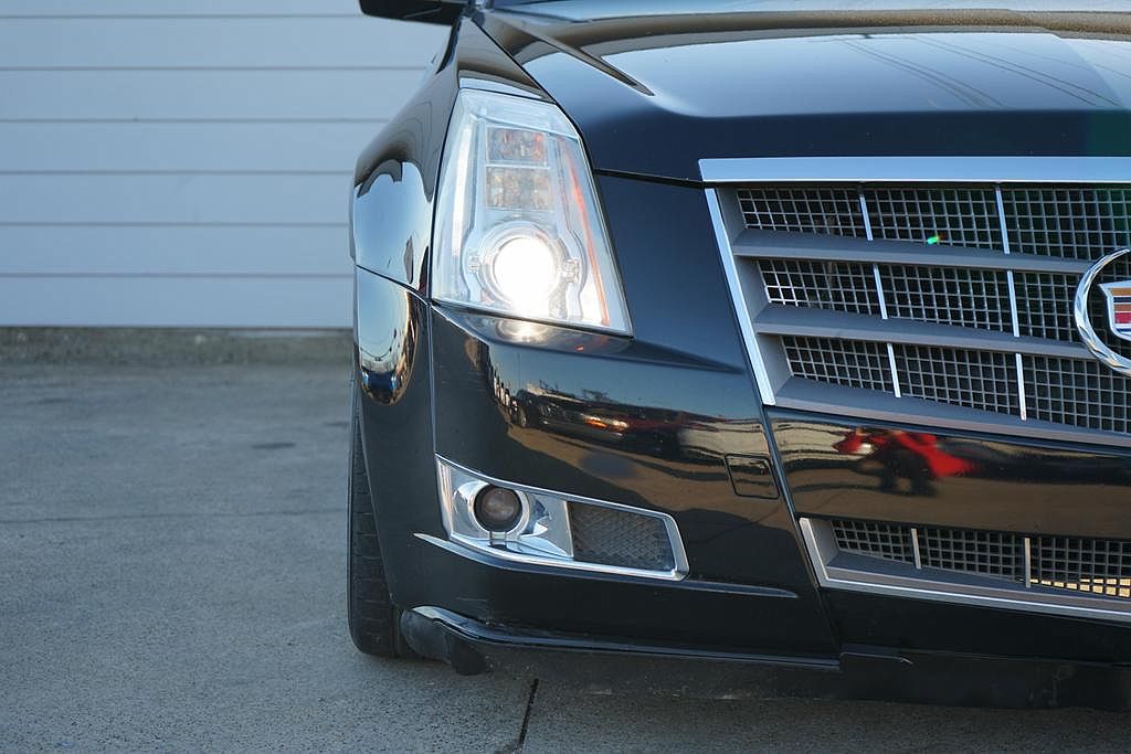 2011 Cadillac CTS Performance image 8