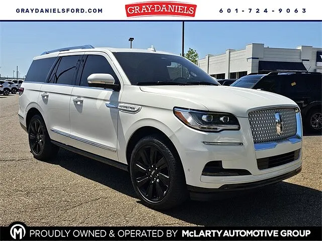 2024 Lincoln Navigator