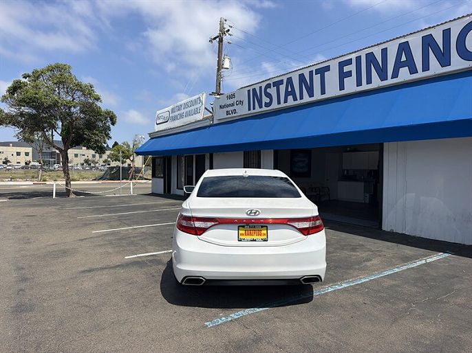 2016 Hyundai Azera