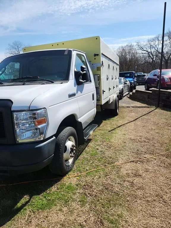 2017 Ford Econoline