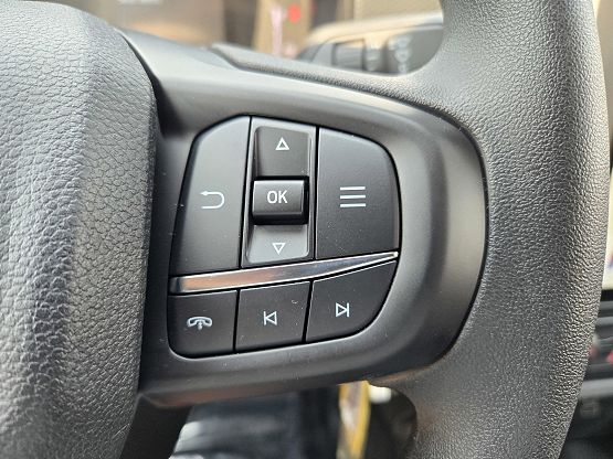 2024 Ford Ranger XL photo 9