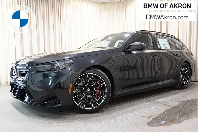 2025 BMW M5