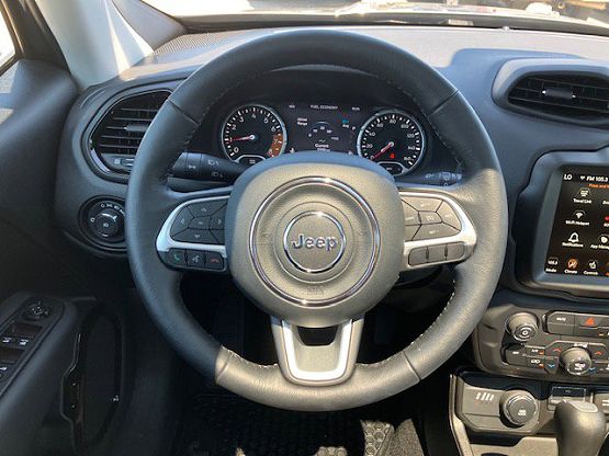2023 Jeep Renegade Altitude photo 11
