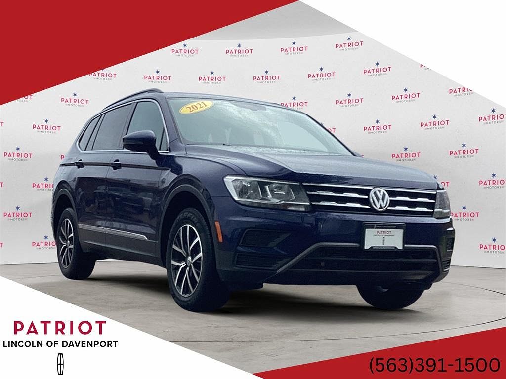 2021 Volkswagen Tiguan SE image 0