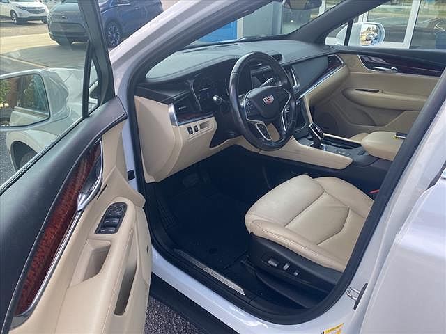 2019 Cadillac XT5 Premium Luxury image 3