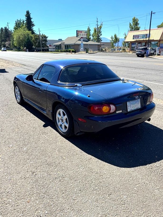 2000 Mazda Miata