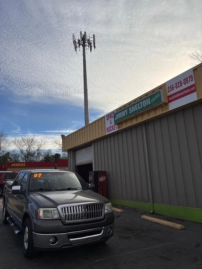 2007 Lincoln Mark LT