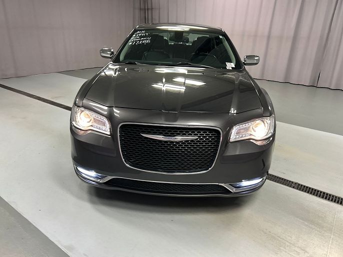 2016 Chrysler 300