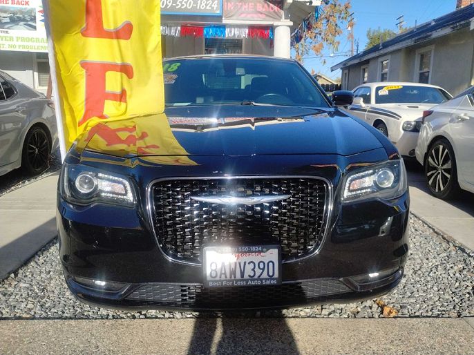 2018 Chrysler 300