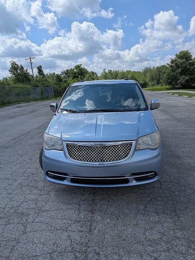 2013 Chrysler Town & Country