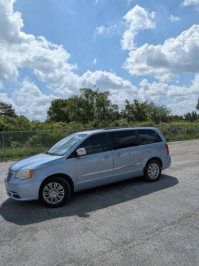 2013 Chrysler Town & Country