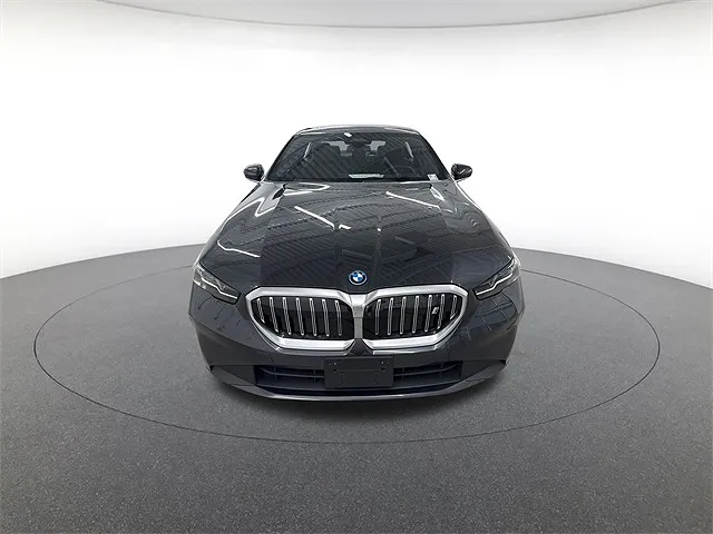 2024 BMW i5