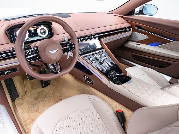 2025 Aston Martin DB12