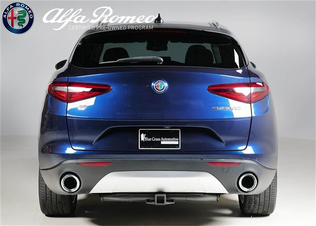 2019 Alfa Romeo Stelvio Ti image 6