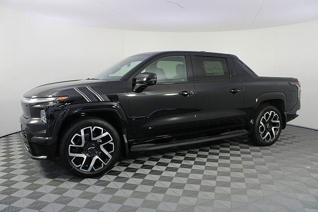 2025 Chevrolet Silverado EV