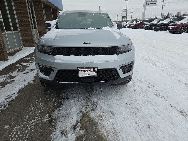 2025 Jeep Grand Cherokee