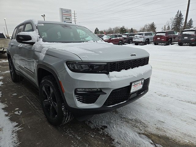 2025 Jeep Grand Cherokee