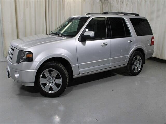 2010 Ford Expedition Limited image 1