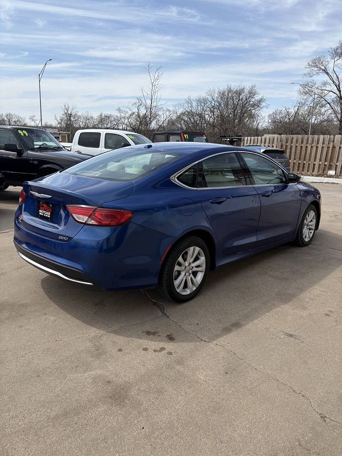 2016 Chrysler 200