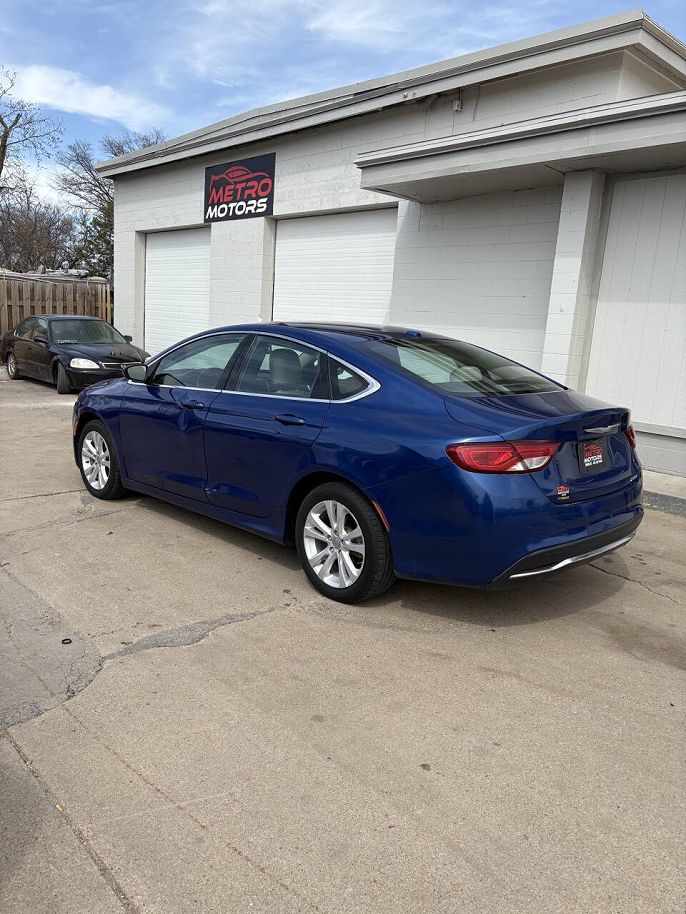 2016 Chrysler 200