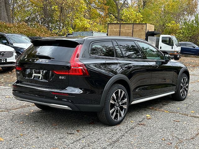 2026 Volvo V60