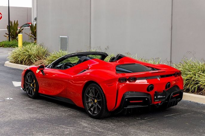 2022 Ferrari SF90