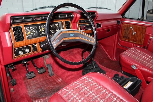 1981 Ford Bronco null image 22