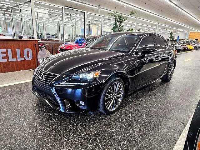 2016 Lexus IS