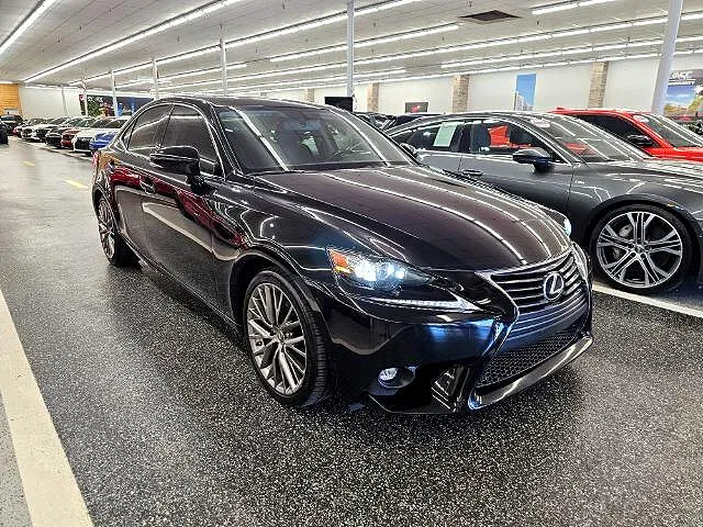 2016 Lexus IS