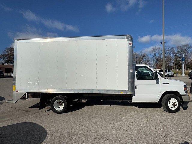 2022 Ford Econoline