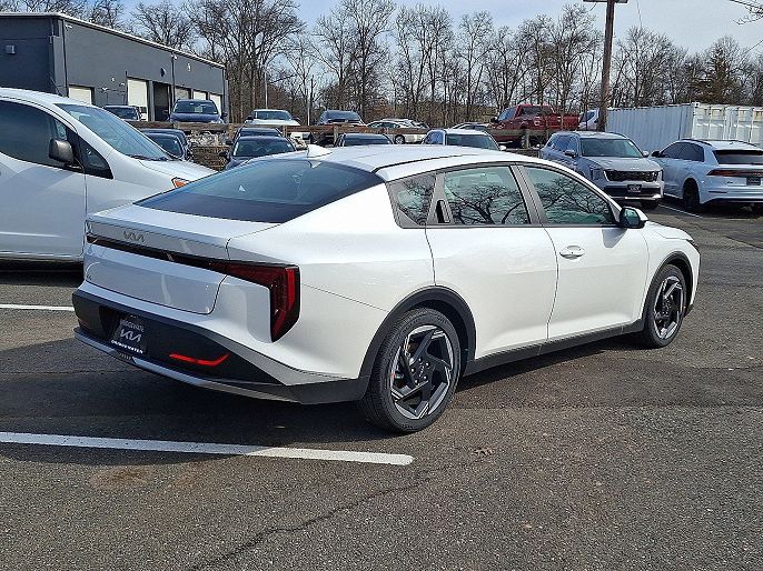 2025 Kia K4