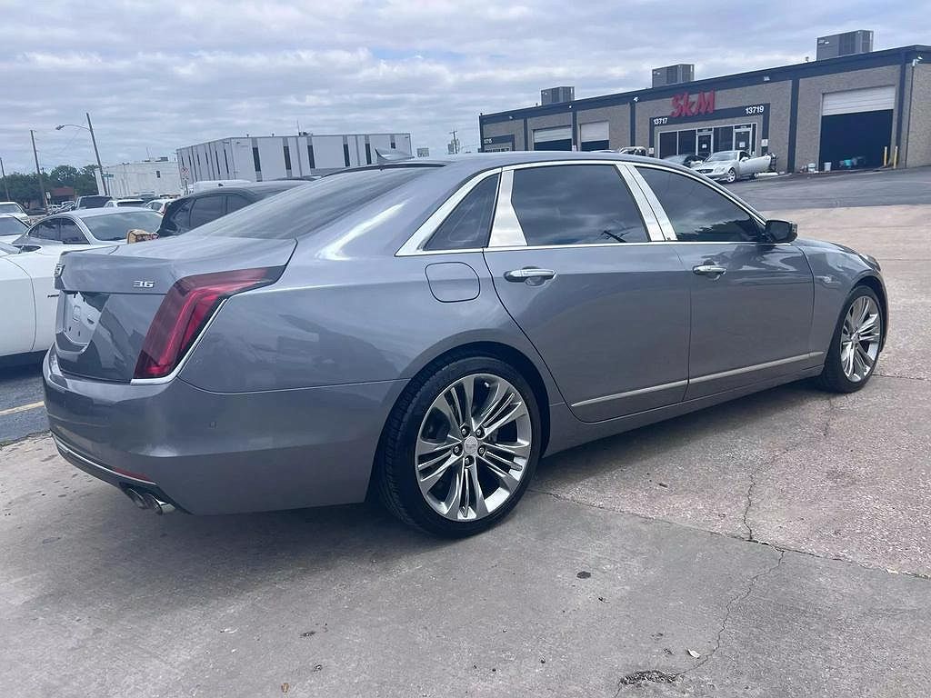 2018 Cadillac CT6 Luxury image 4