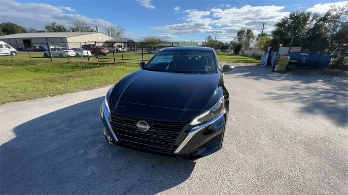 2025 Nissan Altima