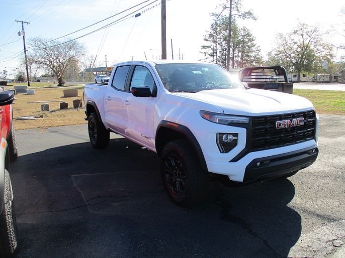 2025 GMC Canyon