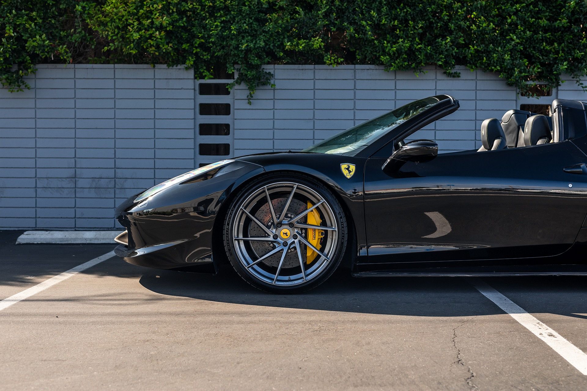 2014 Ferrari 458 null image 22